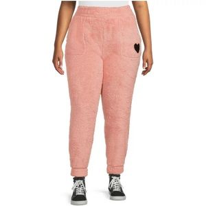 No Boundaries Fuzzy Pajama Pants